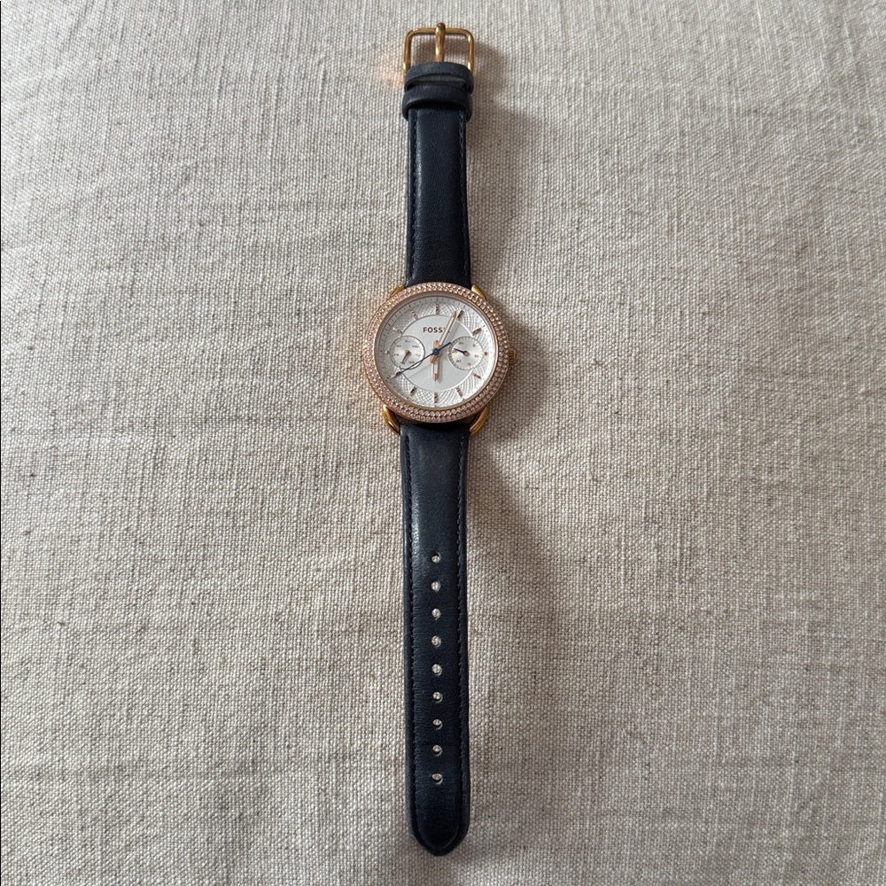 Fossil navy blue leather and rose gold watch